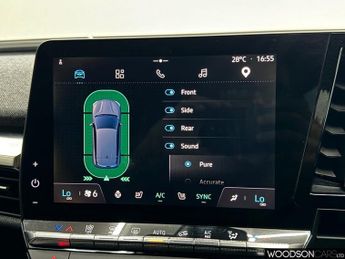 RENAULT MEGANE E-TECH 60kWh techno Hatchback 5dr Electric Auto (optimum charge) (220 p