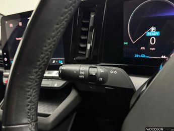 RENAULT MEGANE E-TECH 60kWh techno Hatchback 5dr Electric Auto (optimum charge) (220 p