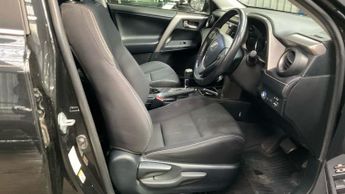 TOYOTA RAV4 2.5 VVT-h Icon Tech SUV 5dr Petrol Hybrid CVT Euro 6 (s/s) (197 