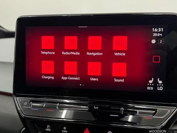 VOLKSWAGEN ID.3 Pro Performance 58kWh Family Hatchback 5dr Electric Auto (204 ps