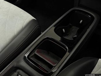 VOLKSWAGEN ID.3 Pro Performance 58kWh Family Hatchback 5dr Electric Auto (204 ps