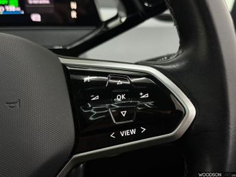 VOLKSWAGEN ID.3 Pro Performance 58kWh Family Hatchback 5dr Electric Auto (204 ps
