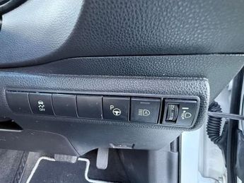 TOYOTA COROLLA 1.8 VVT-h Icon Tech Touring Sports 5dr Petrol Hybrid CVT Euro 6 