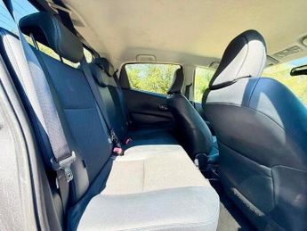 TOYOTA YARIS 1.5 VVT-h T Spirit CVT Euro 5 5dr