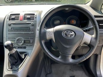 TOYOTA AURIS 1.6 VVT-i TR Hatchback 5dr Petrol Manual (166 g/km, 124 bhp)