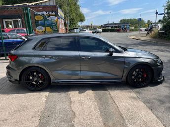 AUDI RS3 2.5 TFSI Launch Edition Sportback 5dr Petrol S Tronic quattro Eu