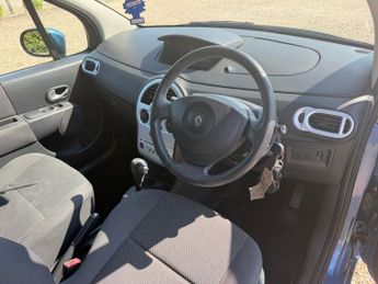 RENAULT GRAND MODUS 1.6 VVT Dynamique MPV 5dr Petrol Auto Euro 5 (111 ps)