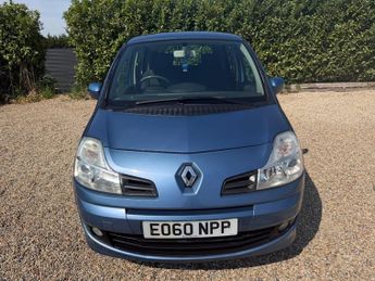 RENAULT GRAND MODUS 1.6 VVT Dynamique MPV 5dr Petrol Auto Euro 5 (111 ps)