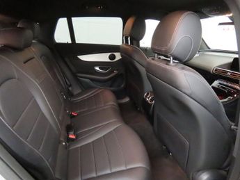 MERCEDES-BENZ EQC EQC 400 80kWh Sport SUV 5dr Electric Auto 4MATIC (408 ps)