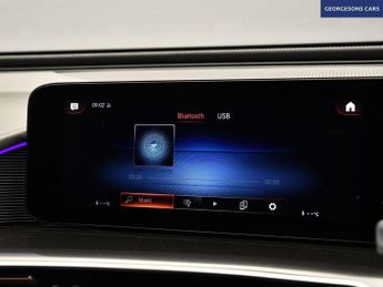 MERCEDES-BENZ EQC EQC 400 80kWh AMG Line SUV 5dr Electric Auto 4MATIC (408 ps)