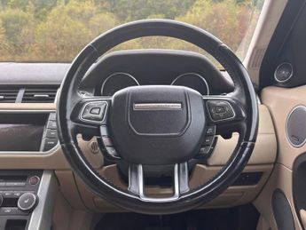 LAND ROVER RANGE ROVER EVOQUE 2.2 SD4 Pure Tech SUV 5dr Diesel Auto 4WD Euro 5 (s/s) (190 ps)
