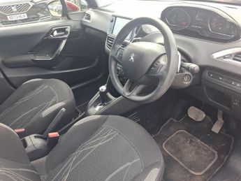PEUGEOT 208 1.4 e-HDi Active Hatchback 5dr Diesel EGC Euro 5 (s/s) (70 ps)