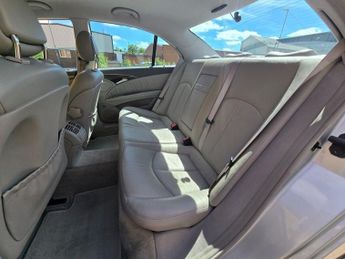 MERCEDES-BENZ E CLASS 3.2 E320 Avantgarde Saloon 4dr Petrol Automatic (238 g/km, 224 b