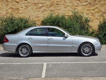 MERCEDES-BENZ E CLASS 3.2 E320 Avantgarde Saloon 4dr Petrol Automatic (238 g/km, 224 b