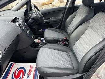 VAUXHALL CORSA 1.4 16V SE Hatchback 5dr Petrol Auto Euro 5 (100 ps)