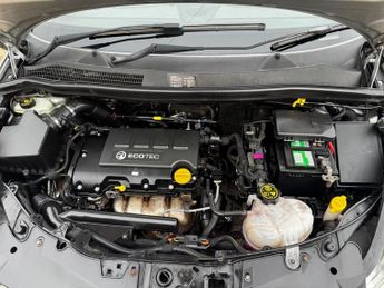 VAUXHALL CORSA 1.4 16V SE Hatchback 5dr Petrol Auto Euro 5 (100 ps)