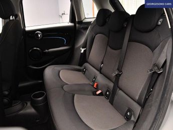 MINI HATCH 1.5 Cooper Classic Hatchback 5dr Petrol Steptronic Euro 6 (s/s) 