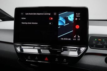 VOLKSWAGEN ID.3 Pro Performance 58kWh Family Hatchback 5dr Electric Auto (204 ps