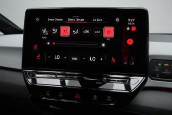 VOLKSWAGEN ID.3 Pro Performance 58kWh Family Hatchback 5dr Electric Auto (204 ps