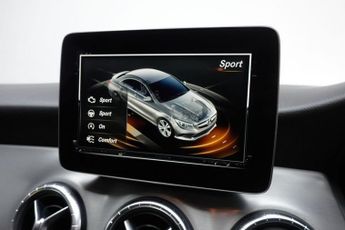 MERCEDES-BENZ CLA 2.1 CLA220d AMG Line Night Edition (Plus) Coupe 4dr Diesel 7G-DC