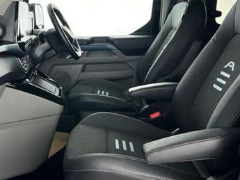 FORD E-Tourneo Custom 340 65kWh Active Minibus 5dr Electric Auto L2 (218 ps).*8 SEATS*