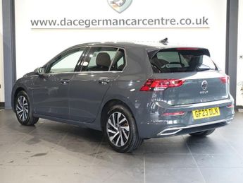 VOLKSWAGEN GOLF 1.4 TSI 13kWh Style Hatchback 5dr Petrol Plug-in Hybrid DSG Euro