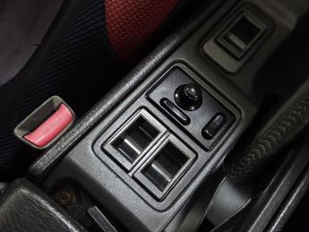 SUBARU IMPREZA SALOON STI GC8 2.0