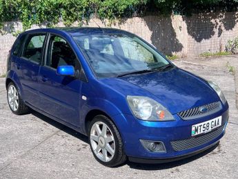 Ford Fiesta 1.4 Zetec Blue Edition Hatchback 5dr Petrol Manual (147 g/km, 79