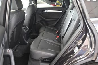 AUDI Q5 2.0 TDI S line Plus SUV 5dr Diesel S Tronic quattro Euro 6 (s/s)