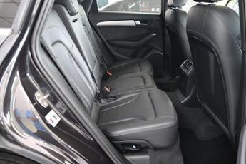 AUDI Q5 2.0 TDI S line Plus SUV 5dr Diesel S Tronic quattro Euro 6 (s/s)
