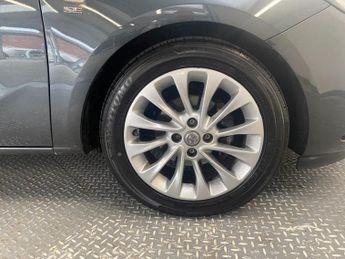 VAUXHALL CORSA 1.4i SE Hatchback 5dr Petrol Auto Euro 6 (90 ps)