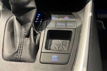 TOYOTA RAV4 2.5 VVT-h GPF Design SUV 5dr Petrol Hybrid CVT Euro 6 (s/s) (218