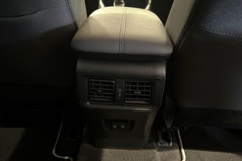 TOYOTA RAV4 2.5 VVT-h GPF Design SUV 5dr Petrol Hybrid CVT Euro 6 (s/s) (218