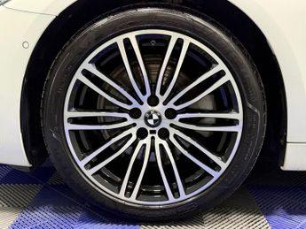 BMW 5 SERIES 2.0 520d M Sport Saloon 4dr Diesel Auto Euro 6 (s/s) (190 ps)