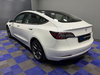 TESLA Model 3 Standard Range Plus Saloon 4dr Electric Auto RWD (241 bhp)
