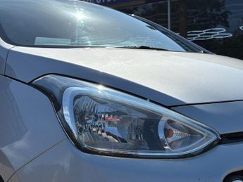 HYUNDAI I10 1.2 Premium SE Hatchback 5dr Petrol Auto Euro 6 (87 ps)
