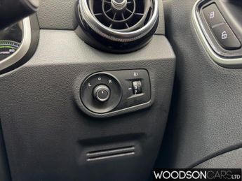 MG MG ZS 44.5kWh Excite SUV 5dr Electric Auto (143 ps)