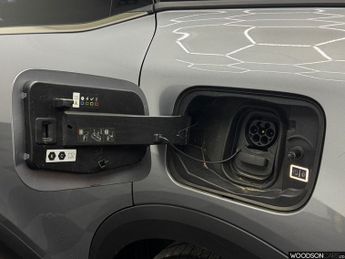 CITROEN e-C4 50kWh Shine Hatchback 5dr Electric Auto (136 ps)