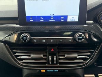 FORD KUGA 2.5 EcoBoost Duratec 14.4kWh ST-Line X SUV 5dr Petrol Plug-in Hy
