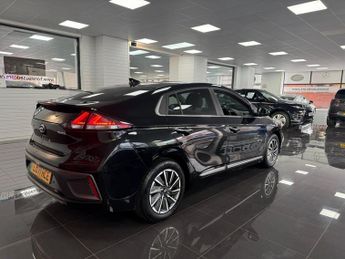 HYUNDAI IONIQ 38.3kWh Premium SE Hatchback 5dr Electric Auto (136 ps)