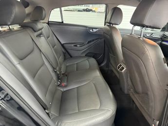 HYUNDAI IONIQ 38.3kWh Premium SE Hatchback 5dr Electric Auto (136 ps)