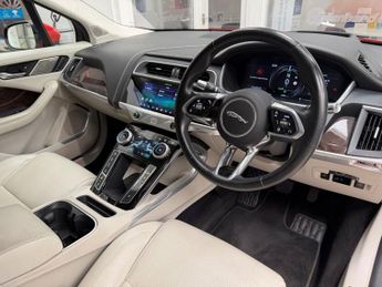 JAGUAR I-PACE 400 90kWh First Edition SUV 5dr Electric Auto 4WD (400 ps)