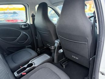SMART FORFOUR 17.6kWh Passion Advanced Hatchback 5dr Electric Auto (22kW Charg