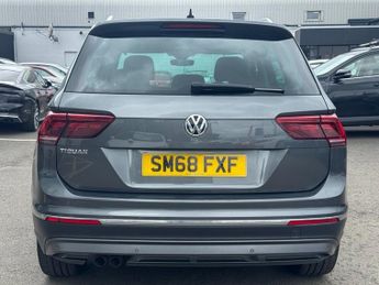 VOLKSWAGEN TIGUAN 2.0 TDI SEL SUV 5dr Diesel DSG Euro 6 (s/s) (150 ps)