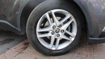 TOYOTA C-HR 1.8 VVT-h GPF Icon SUV 5dr Petrol Hybrid CVT Euro 6 (s/s) (122 p