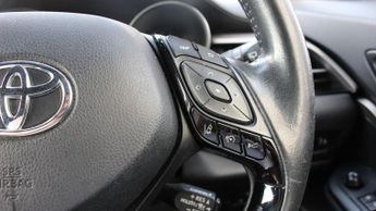 TOYOTA C-HR 1.8 VVT-h GPF Icon SUV 5dr Petrol Hybrid CVT Euro 6 (s/s) (122 p