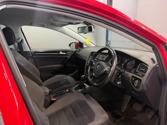 VOLKSWAGEN GOLF 2.0 TDI BlueMotion Tech GT Hatchback 5dr Diesel DSG Euro 5 (s/s)