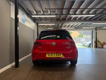 VOLKSWAGEN GOLF 2.0 TDI BlueMotion Tech GT Hatchback 5dr Diesel DSG Euro 5 (s/s)