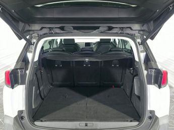 PEUGEOT 5008 1.2 PureTech Allure SUV 5dr Petrol EAT Euro 6 (s/s) (130 ps)