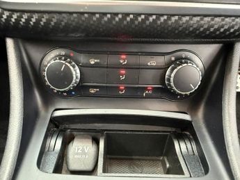 MERCEDES-BENZ A CLASS 1.8 A200 CDI AMG Sport Hatchback 5dr Diesel 7G-DCT Euro 5 (s/s) 